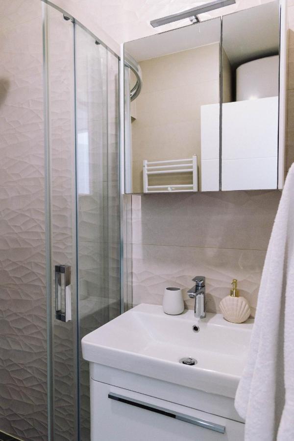 Brand New & Comfort Apartment L & L ,Free Parking + Close To Beach Dubrovnik Eksteriør billede